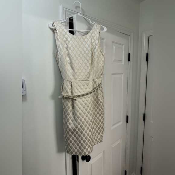 White House Back Market Size 10 NWT Dress - Picture 1 of 3